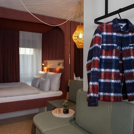 Cocoon Theresienwiese 4*