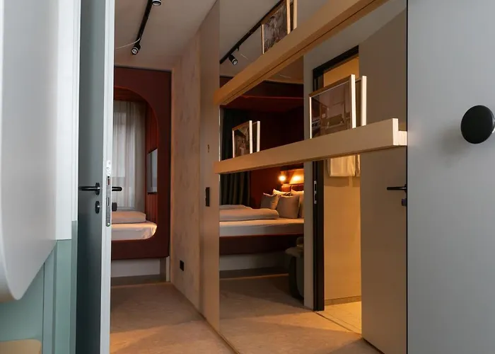 Cocoon Theresienwiese 호텔 4*