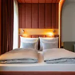 Cocoon Theresienwiese 4*