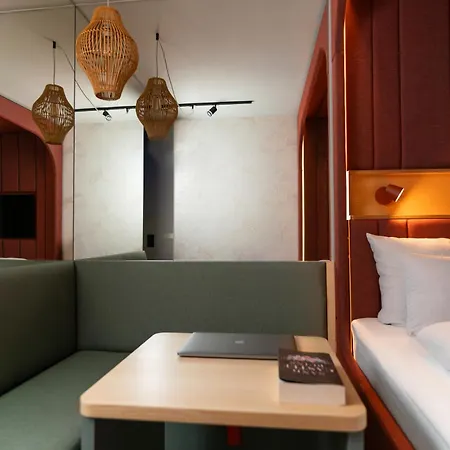 Cocoon Theresienwiese 4* Munich
