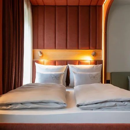 Cocoon Theresienwiese 4*